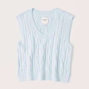 (New with tags) Abercrombie & Fitch V-neck baby blue sweater vest